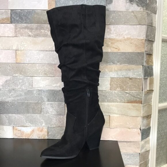 Carlos by Carlos Santana Peyton Tall Ruched Boot - Picture 3 of 5